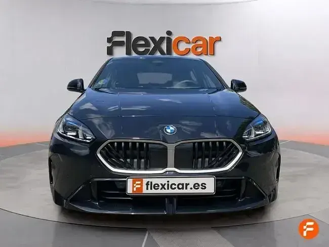 Usado BMW 120 170 CV (125 kW) 2025 Negro Utilitario