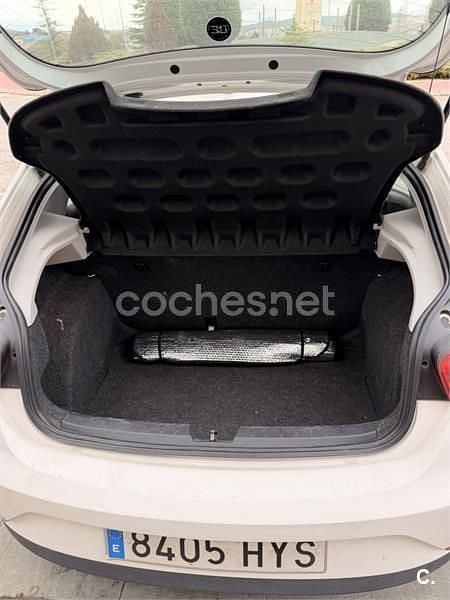 Usado Seat Ibiza 70 CV (51 kW) 2010 Blanco Berlina