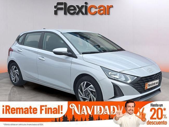Gris Usado 2024 Hyundai i20 Berlina | 14.680 € (Precio justo) - Imagen 1/4