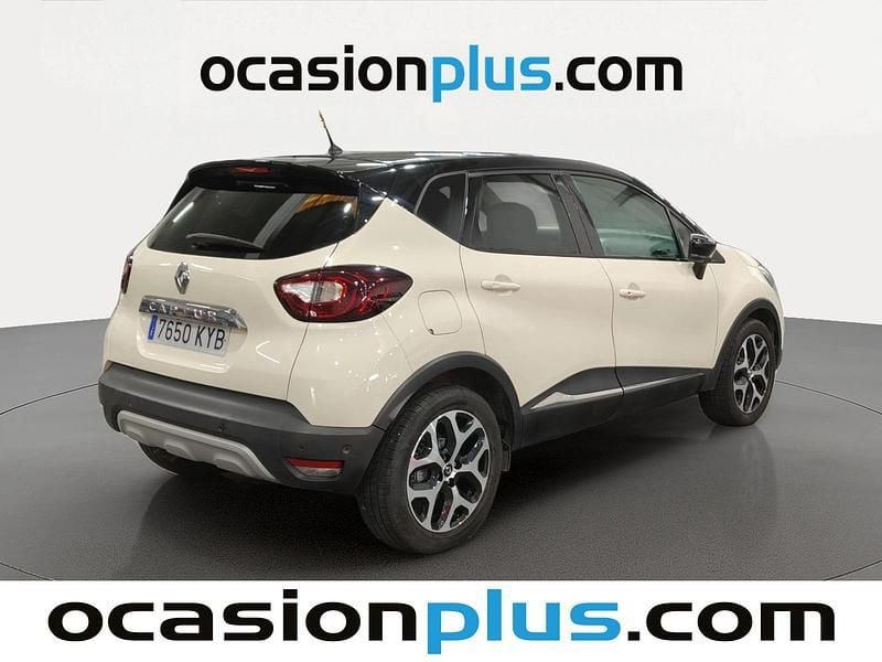 Usado Renault Captur Zen 150 HP (110 kW) 2019 Bege SUV