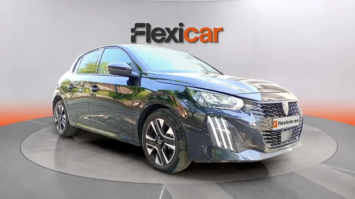Usado Peugeot 208 Allure 101 CV (74 kW) 2025 Utilitario