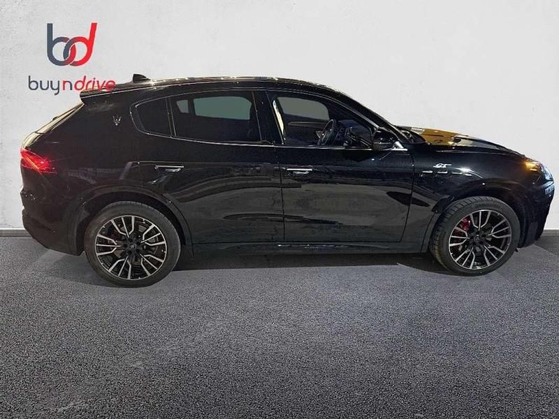 Usado Maserati Grecale GT 299 CV (219 kW) 2022 Negro SUV