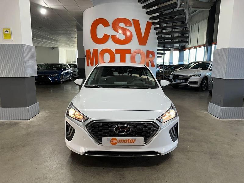 Usado Hyundai Ioniq 141 CV (103 kW) 2022 Blanco Utilitario