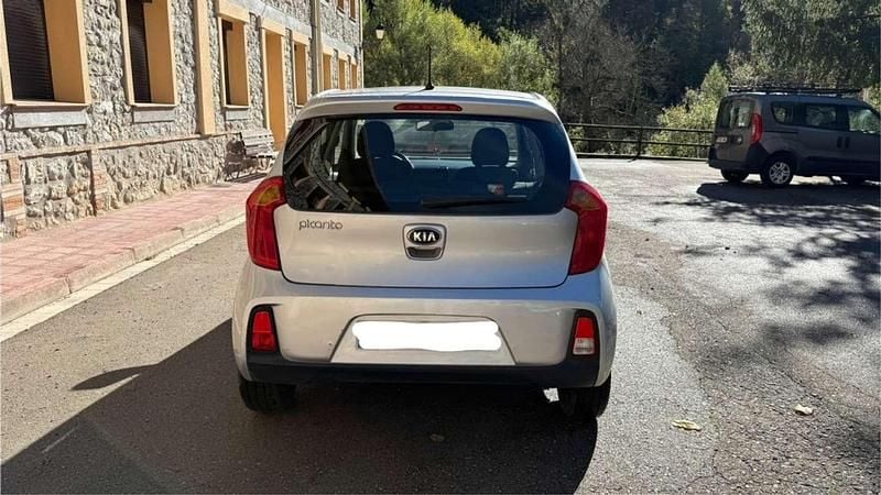 Usado Kia Picanto 67 CV (49 kW) 2017 Plateado Utilitario