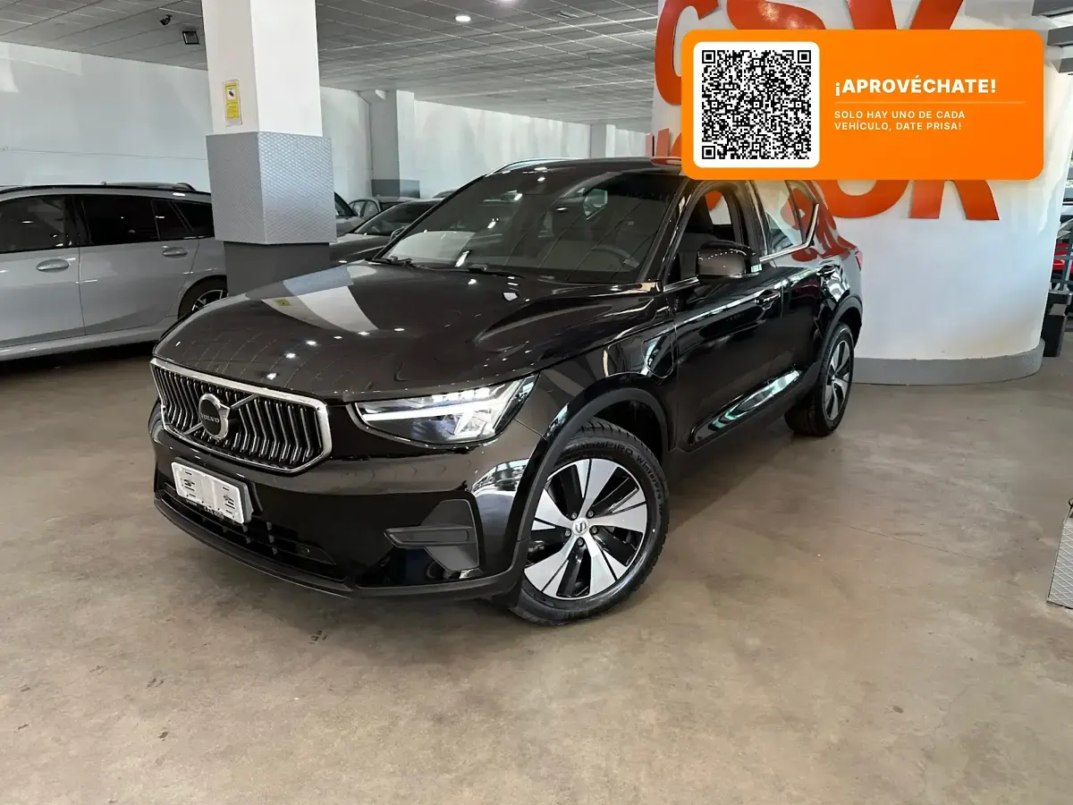 Usado Volvo XC40 Core 211 CV (155 kW) 2022 Negro SUV
