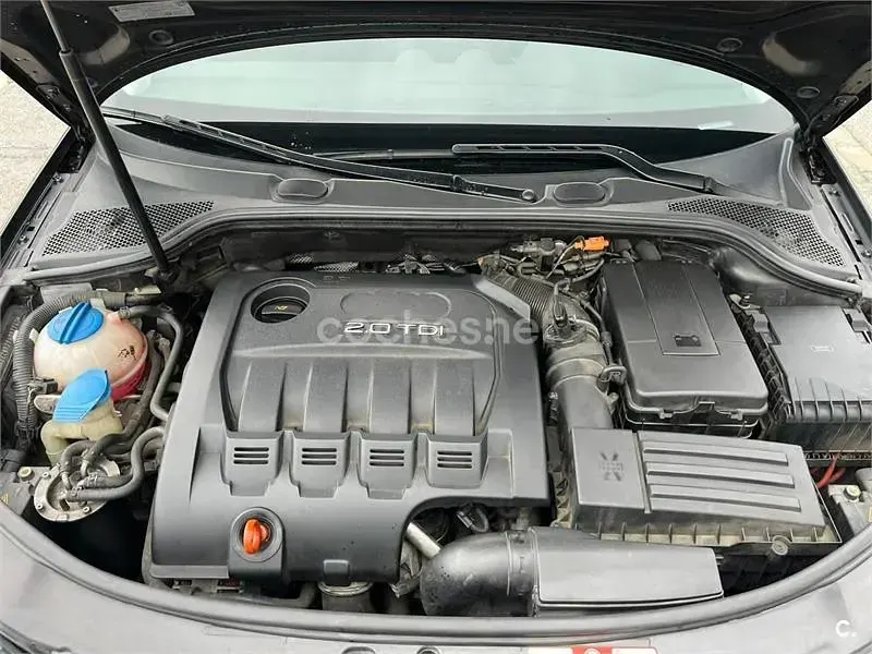 Usado Audi A3 Ambiente 170 CV (125 kW) 2007 Negro Utilitario