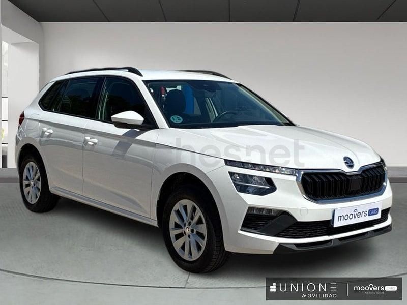 Usado Skoda Kamiq Essence 115 CV (84 kW) 2025 Blanco SUV