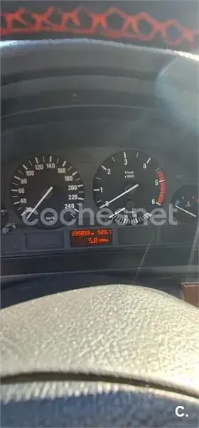 Usado BMW 530 Exclusive 193 CV (141 kW) 2001 Gris / plata Berlina