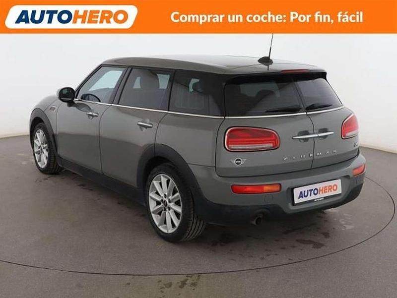 Usado Mini One Clubman 103 CV (75 kW) 2019 Gris Familiar