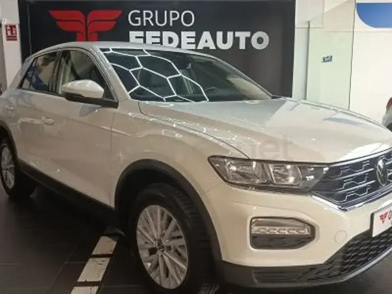 Usado VW T-Roc Advance 110 CV (80 kW) 2021 Blanco SUV