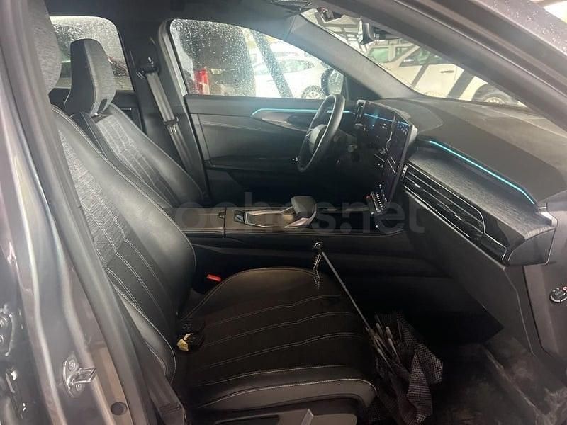 Usado Renault Austral Techno 158 CV (116 kW) 2024 Gris / plata SUV