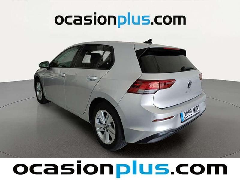 Usado VW Golf VIII Life 110 CV (80 kW) 2023 Plateado Utilitario