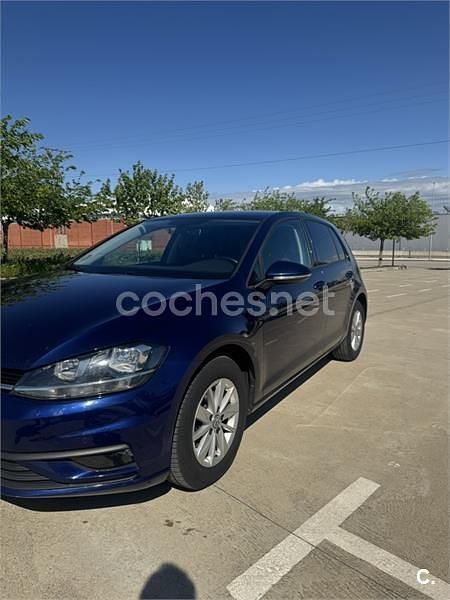 Usado VW Golf VII Advance 115 CV (84 kW) 2019 Azul Berlina
