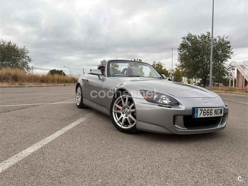 Gris / plata Usado 2004 Honda S 2000 S Descapotable | 17.490 € - Imagen 1/4