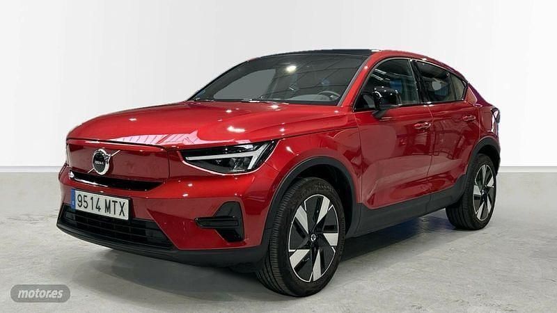 Rojo Usado 2024 Volvo EC40 Plus SUV | 38.900 € - Imagen 1/4