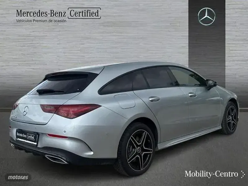 Usado Mercedes CLA250e 218 CV (160 kW) 2025 Plateado Coupe