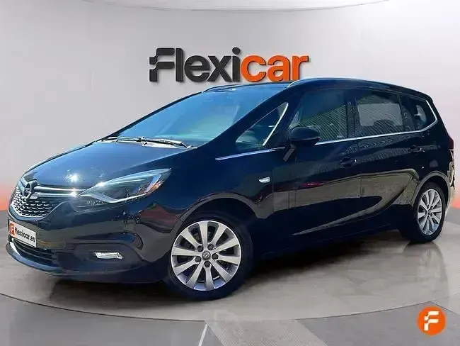 Usado Opel Zafira Excellence 140 HP (102 kW) 2018 Preto Monovolume