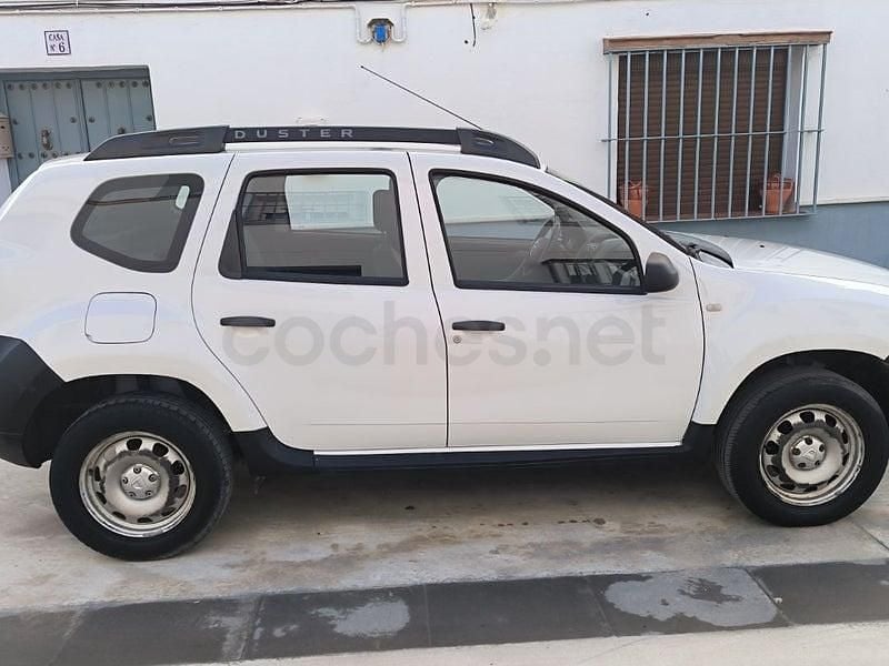Usado Dacia Duster Ambiance 90 CV (66 kW) 2015 Blanco SUV