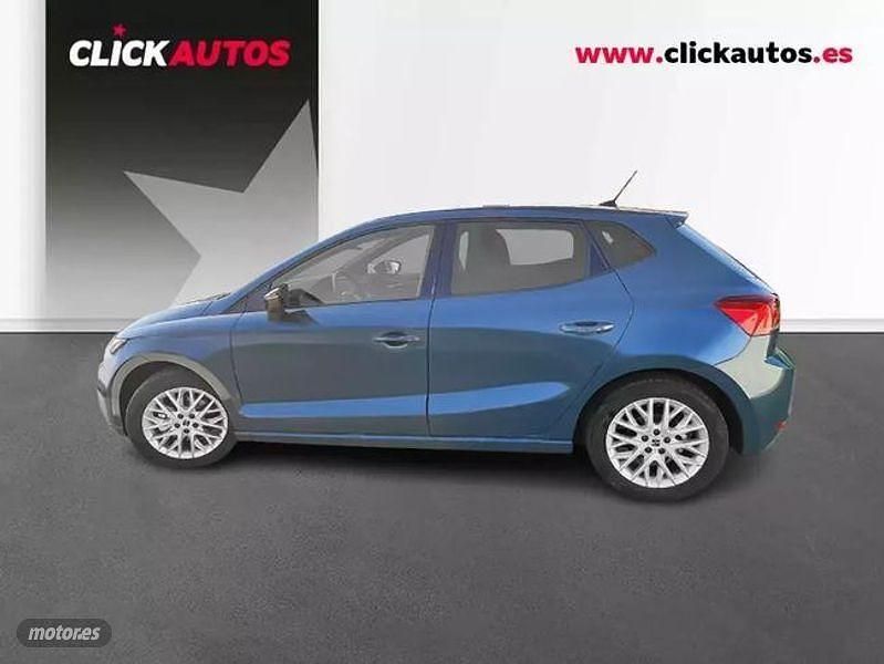 Usado Seat Ibiza FR 115 CV (84 kW) 2025 Azul Utilitario