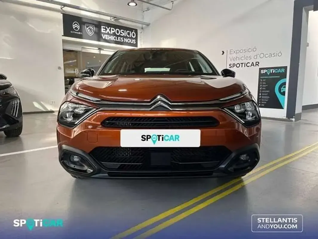 Usado Citroën C4 Feel 131 CV (96 kW) 2022 Naranja Utilitario