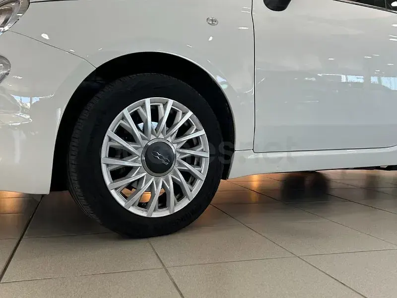 Usado Fiat 500 Dolcevita 70 CV (51 kW) 2024 Blanco Berlina