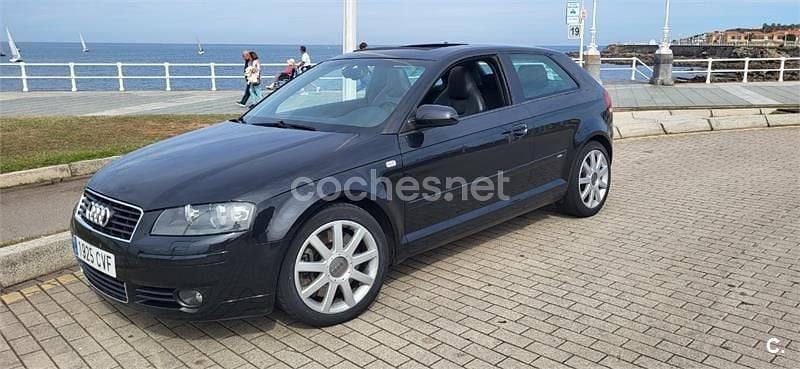 Usado Audi A3 Ambition 250 CV (183 kW) 2004 Negro Utilitario