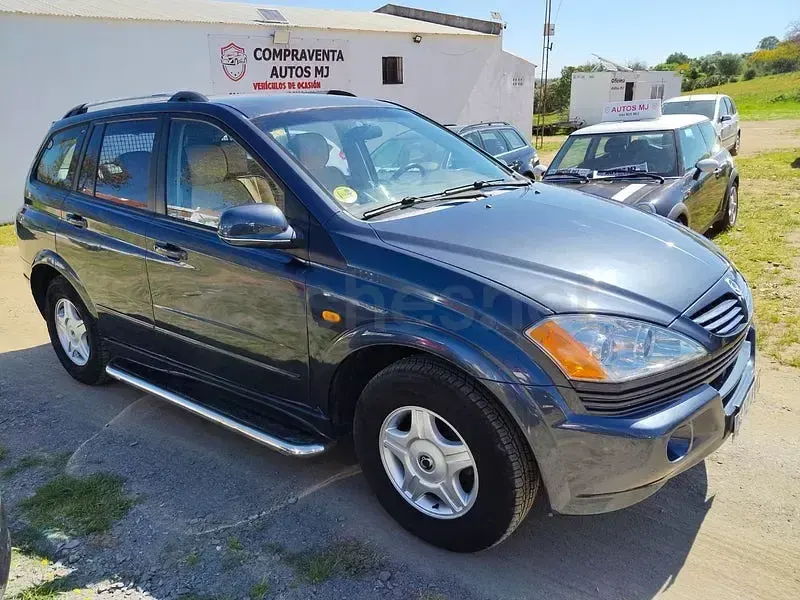 Usado SsangYong Kyron Limited 141 CV (103 kW) 2006 Azul SUV