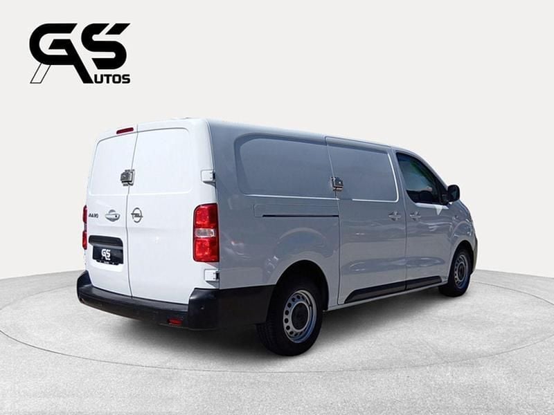 Usado Opel Vivaro 102 CV (75 kW) 2022 Blanco Monovolumen