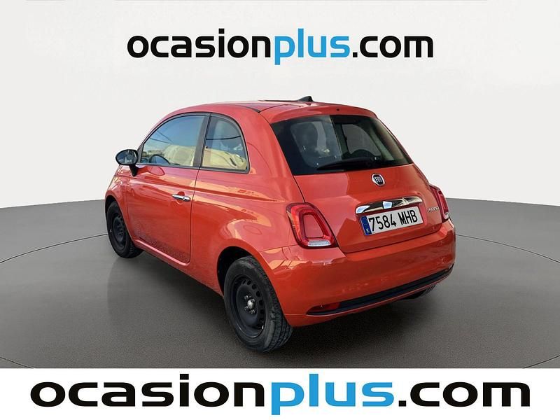 Usado Fiat 500 71 CV (52 kW) 2023 Naranja Utilitario