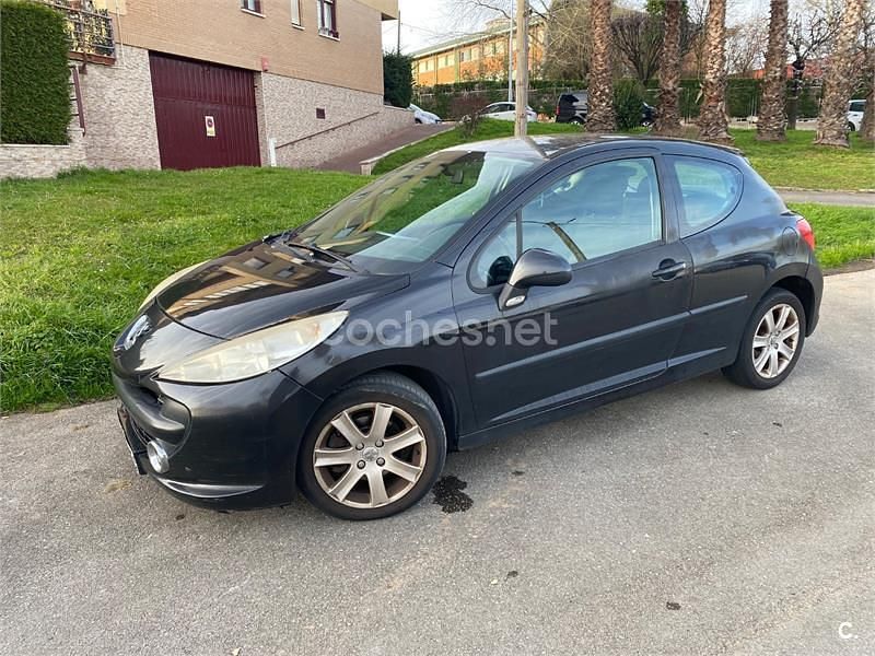 Begagnad Peugeot 207 Sport 110 HK (80 kW) 2009 Svart Sedan