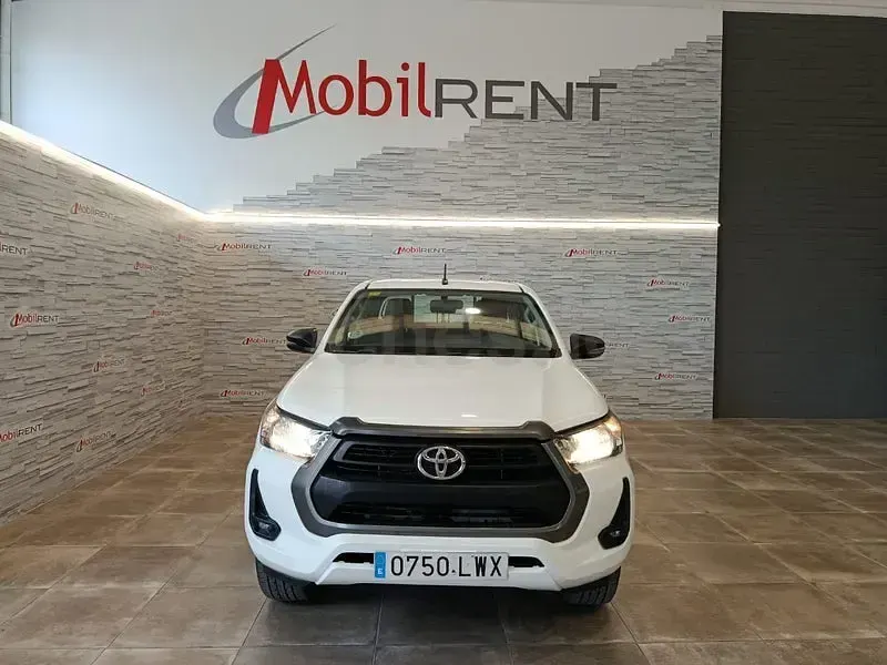 Usado Toyota HiLux 150 CV (110 kW) 2022 Blanco Pickup/Camioneta