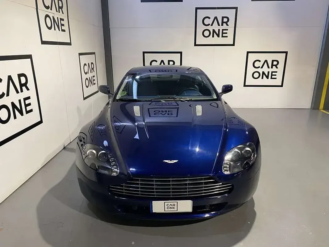 Usado Aston Martin Vantage 426 CV (313 kW) 2010 Azul Coupe