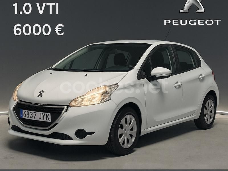 Blanco Usado 2014 Peugeot 208 Active Utilitario | 5500 € (Precio justo) - Imagen 1/4