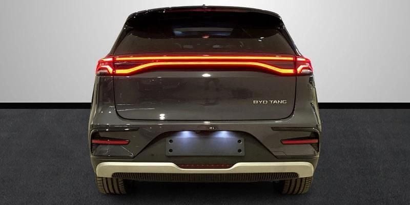 Nuevo BYD Tang 380 kW (517 CV) 2026 Gris SUV