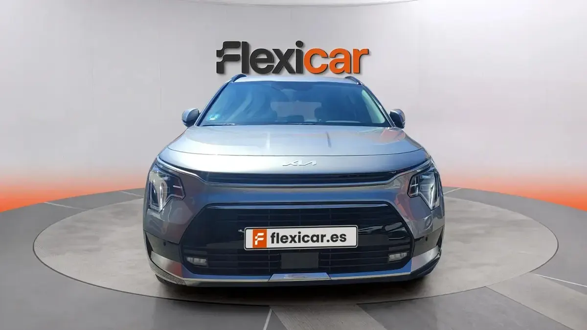 Usado Kia Niro 141 CV (103 kW) 2022 Gris SUV