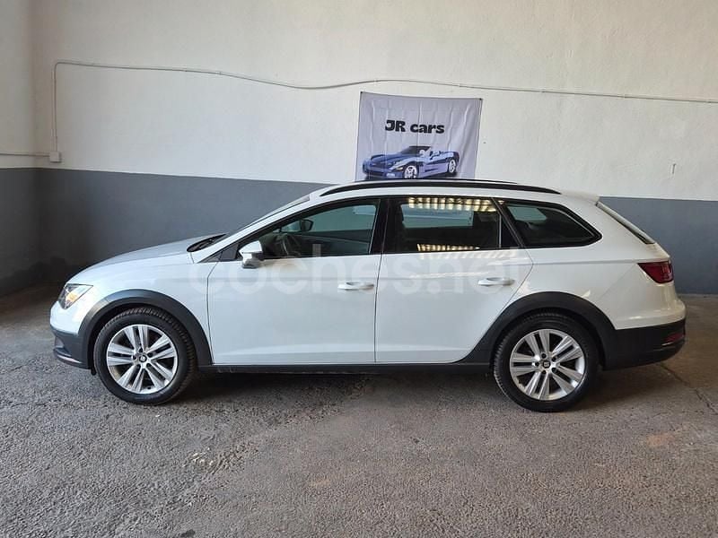Usado Seat Leon 184 CV (135 kW) 2016 Blanco Familiar