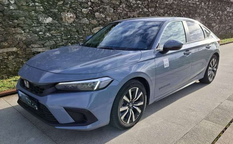 Gris Usado 2024 Honda Civic Elegance Utilitario | 29.990 € (Precio justo) - Imagen 1/4