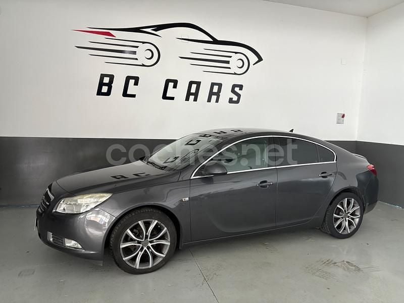 Usado Opel Insignia Excellence 160 CV (117 kW) 2013 Gris / plata Berlina