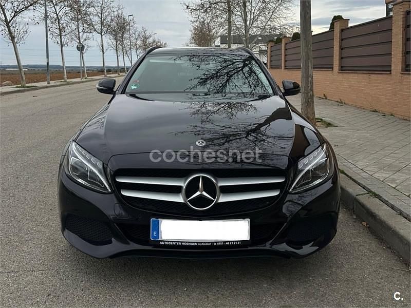 Usado Mercedes C200 150 CV (110 kW) 2018 Negro Familiar