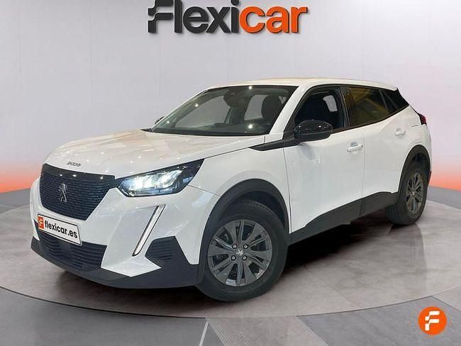 Usado Peugeot 2008 Active 100 CV (73 kW) 2021 Blanco SUV