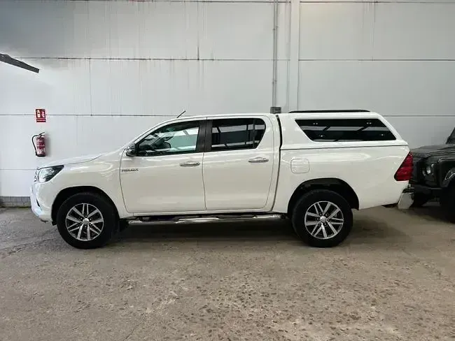 Käytetty Toyota HiLux 150 HP (110 kW) 2019 Valkoinen Nouto