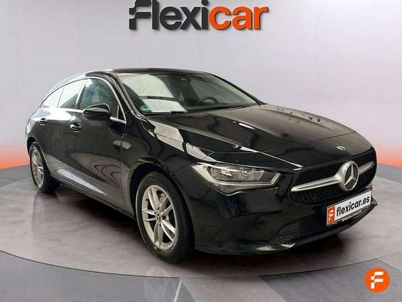 Usado Mercedes CLA220 190 CV (139 kW) 2020 Negro Berlina