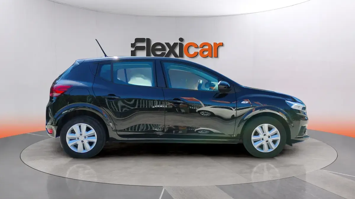 Usado Dacia Sandero Expression 101 CV (74 kW) 2022 Negro Berlina