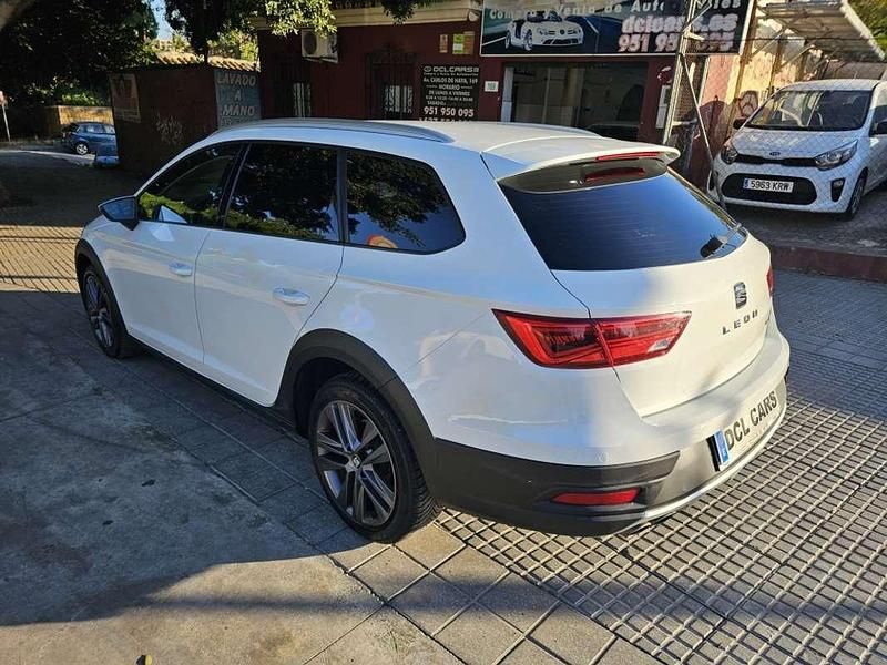 Usado Seat Leon ST XCELLENCE 150 CV (110 kW) 2018 Blanco Familiar