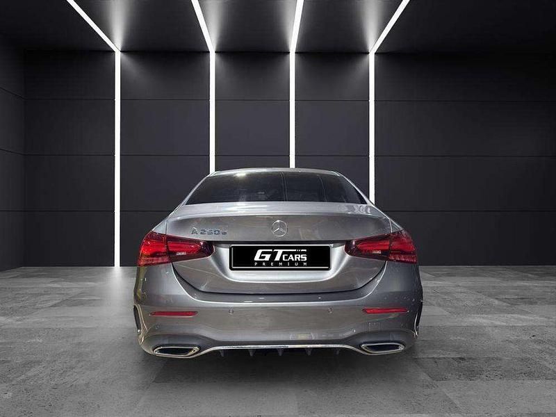 Usado Mercedes A250 AMG 218 CV (160 kW) 2023 Gris Berlina