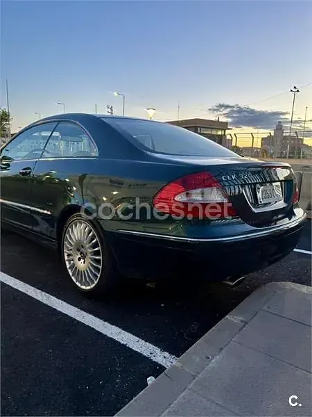 Usado Mercedes CLK320 Elegance 218 CV (160 kW) 2002 Verde Coupe