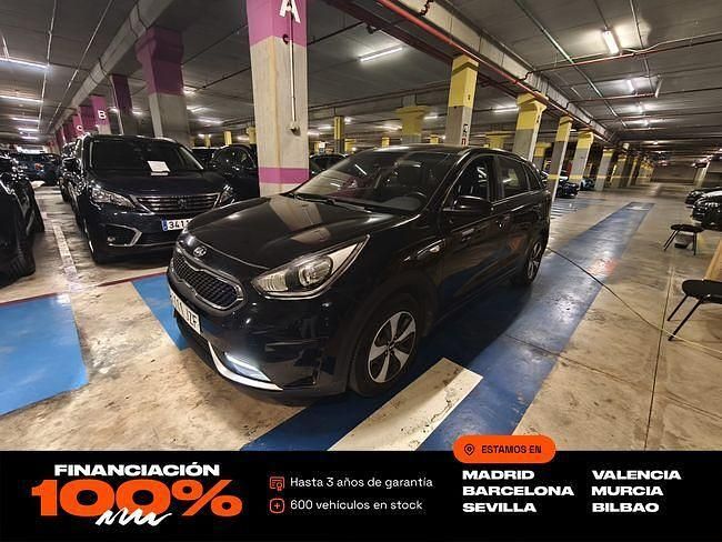 Usado Kia Niro 141 CV (103 kW) 2017 Negro SUV