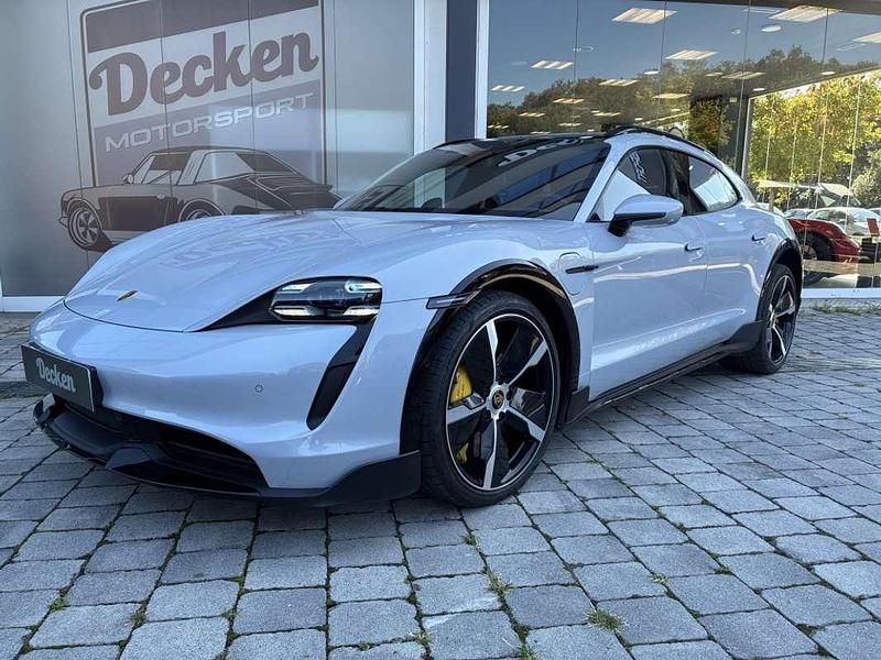 Usado Porsche Taycan Cross Turismo 559 kW (761 CV) 2022 Gris Familiar