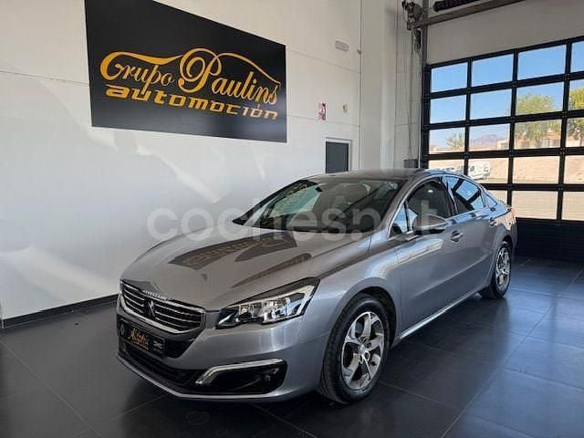 Usado Peugeot 508 Allure 150 CV (110 kW) 2018 Gris / plata Berlina