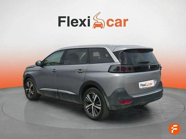 Usado Peugeot 5008 Allure 130 CV (95 kW) 2020 Gris Monovolumen